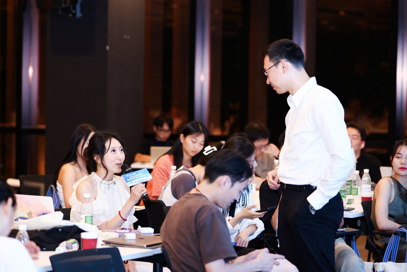 董传羽律师讲座现场与学员互动交流